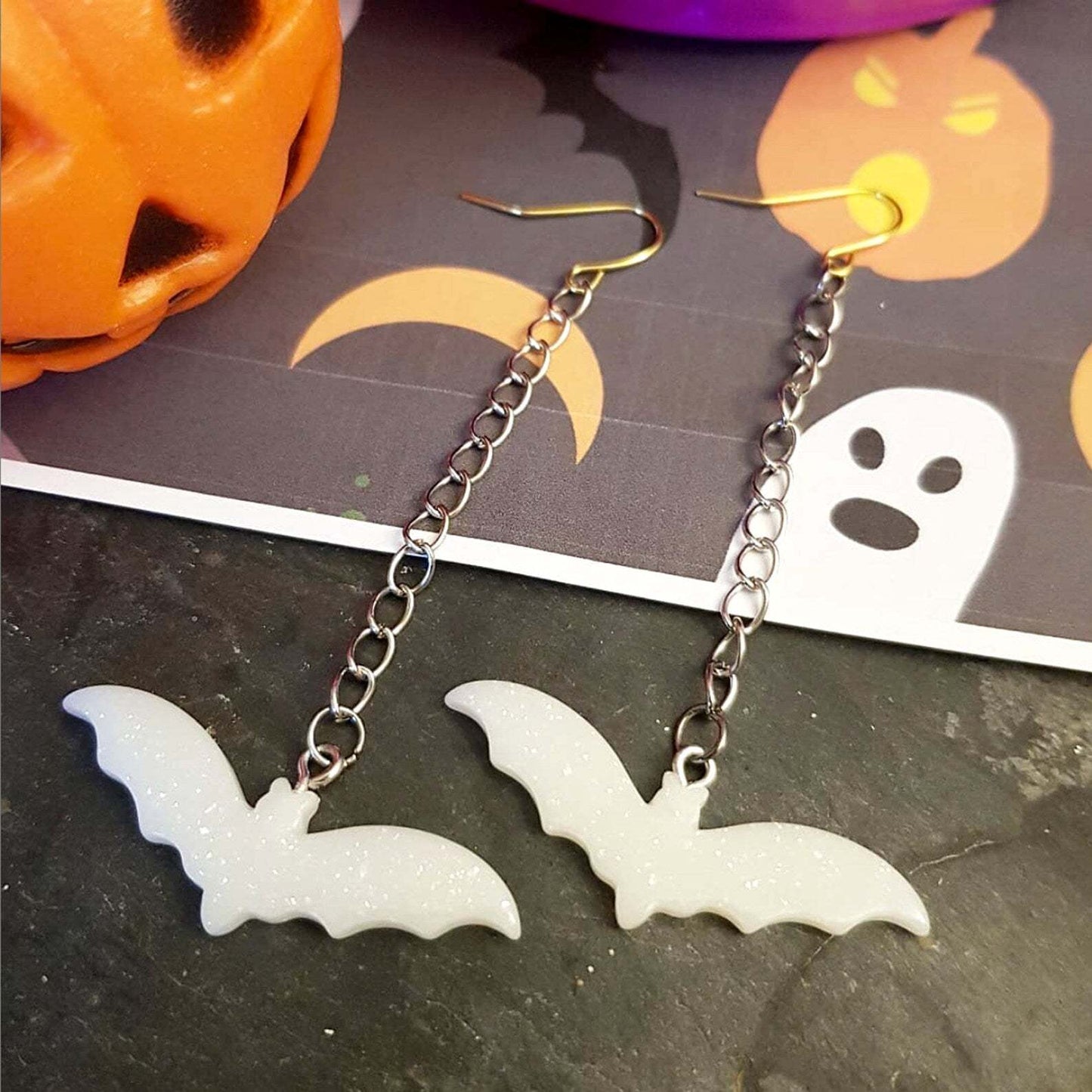 HALLOWEEN - Glitter Bat resin øreringe - Sort Blå Lilla Hvid