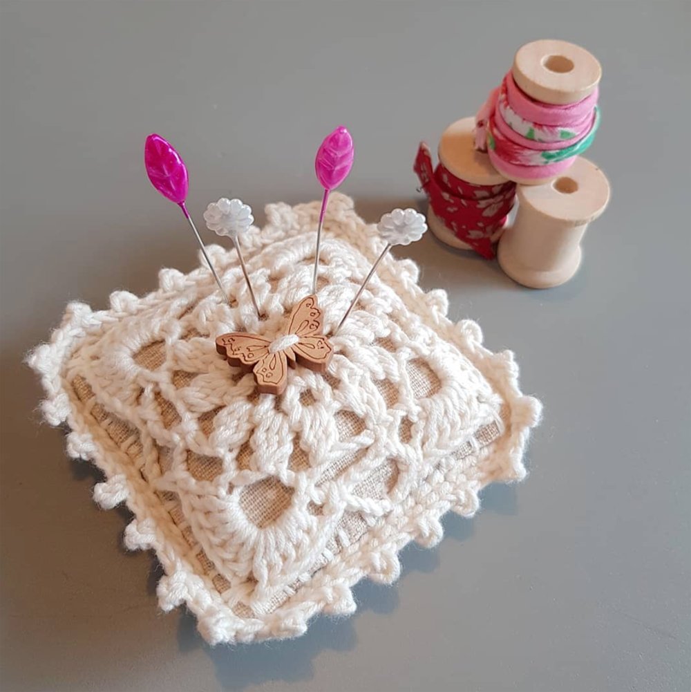 Rustic Doily Pincushion and sewing pins - Gift for seamstress