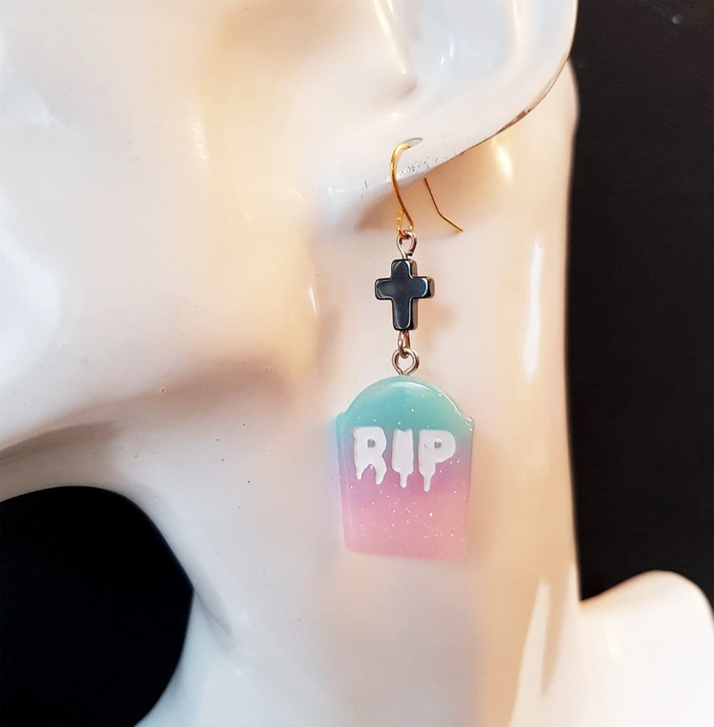 HALLOWEEN - Kawaii Ohrringe - Kreuz und RIP-Grabstein