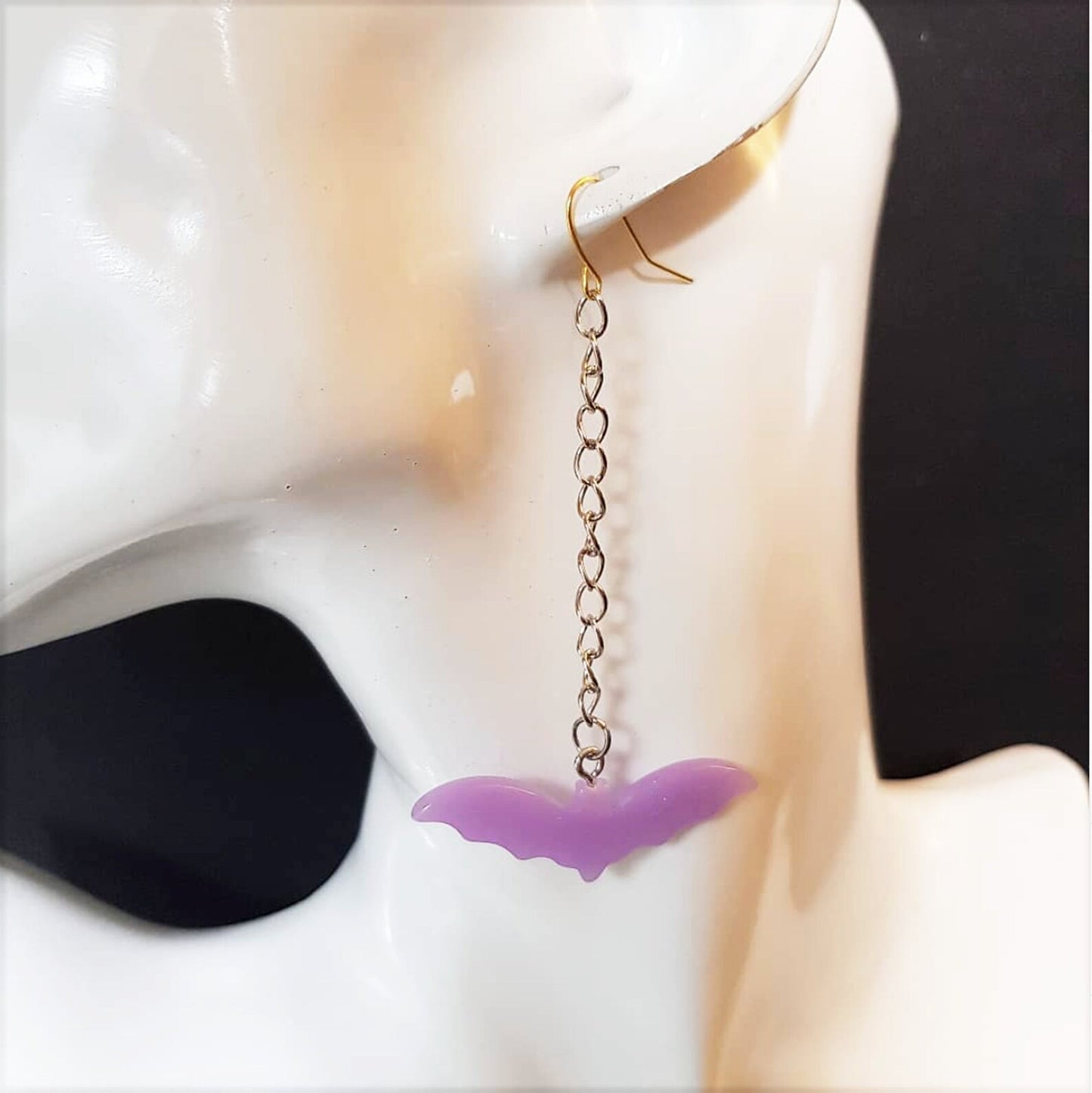 HALLOWEEN - Glitter Bat resin earrings - Black Blue Purple White