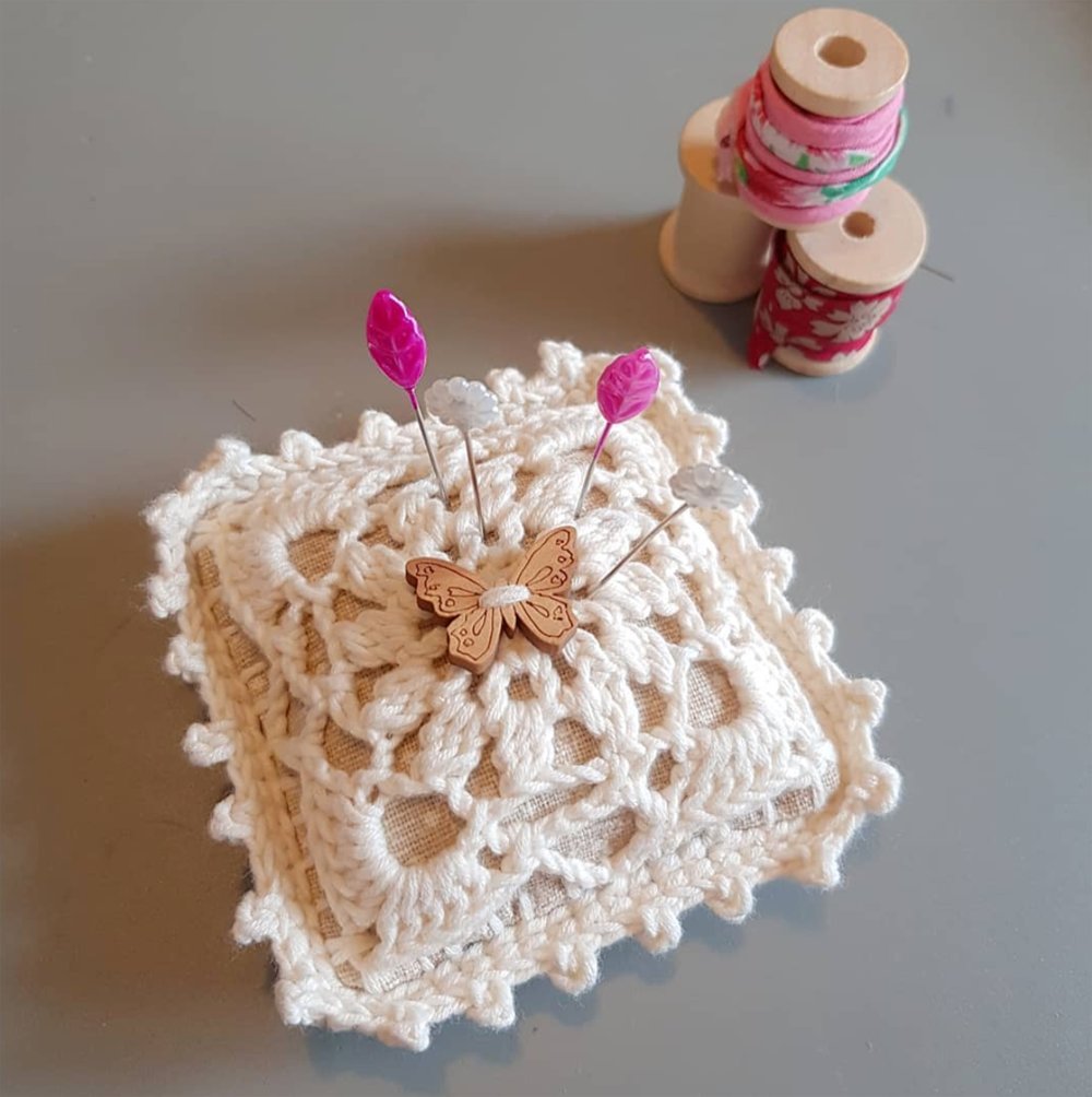 Rustic Doily Pincushion and sewing pins - Gift for seamstress