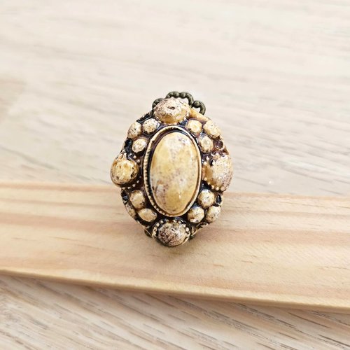 "Adorn your fingers with elegance. Our Victorian Baroque Ring is a must-have accessory. 💍💫"