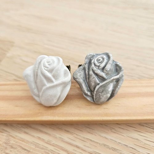 Embrace Elegance: Porcelain Rose Button Ring Collection