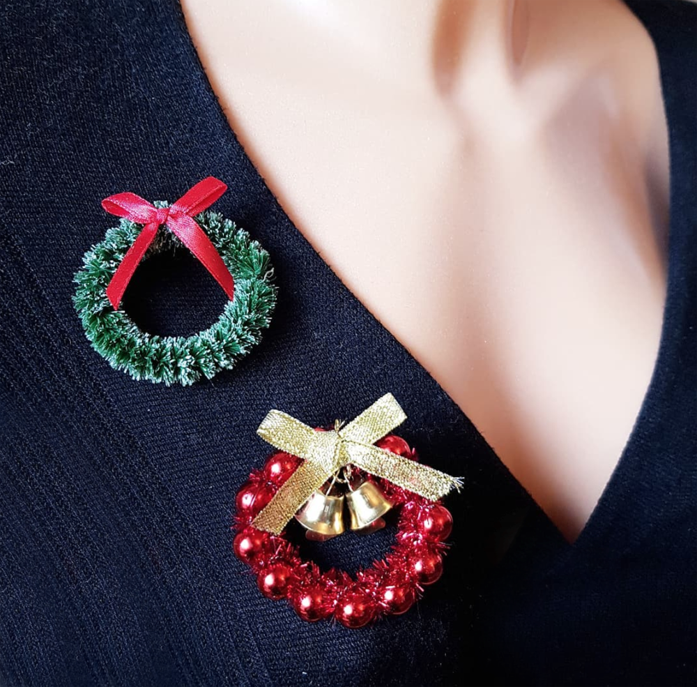 Christmas brooch handmade