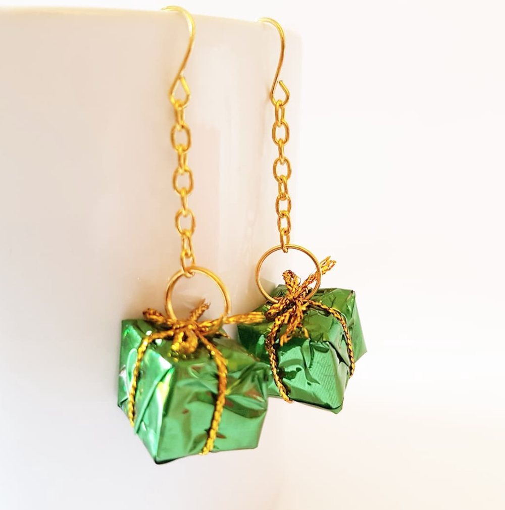 3d Christmas gift earrings Green