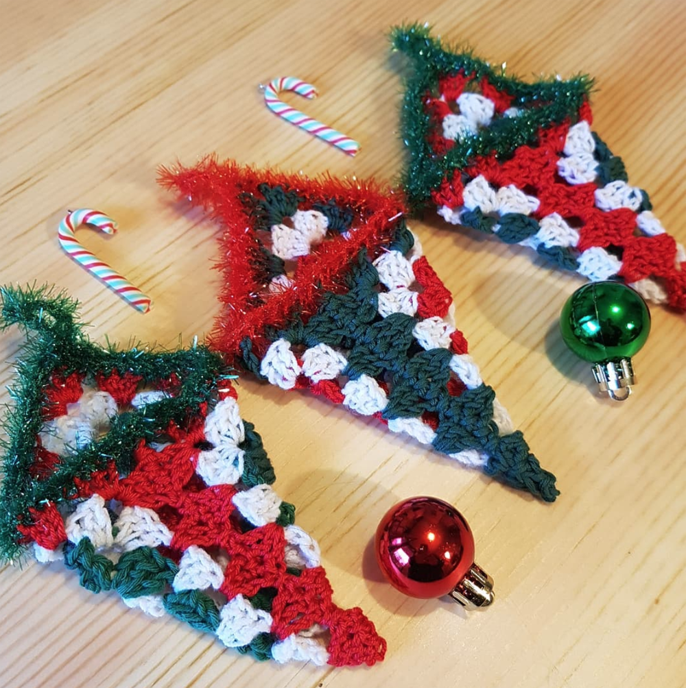 3 Small Christmas Cone pocket