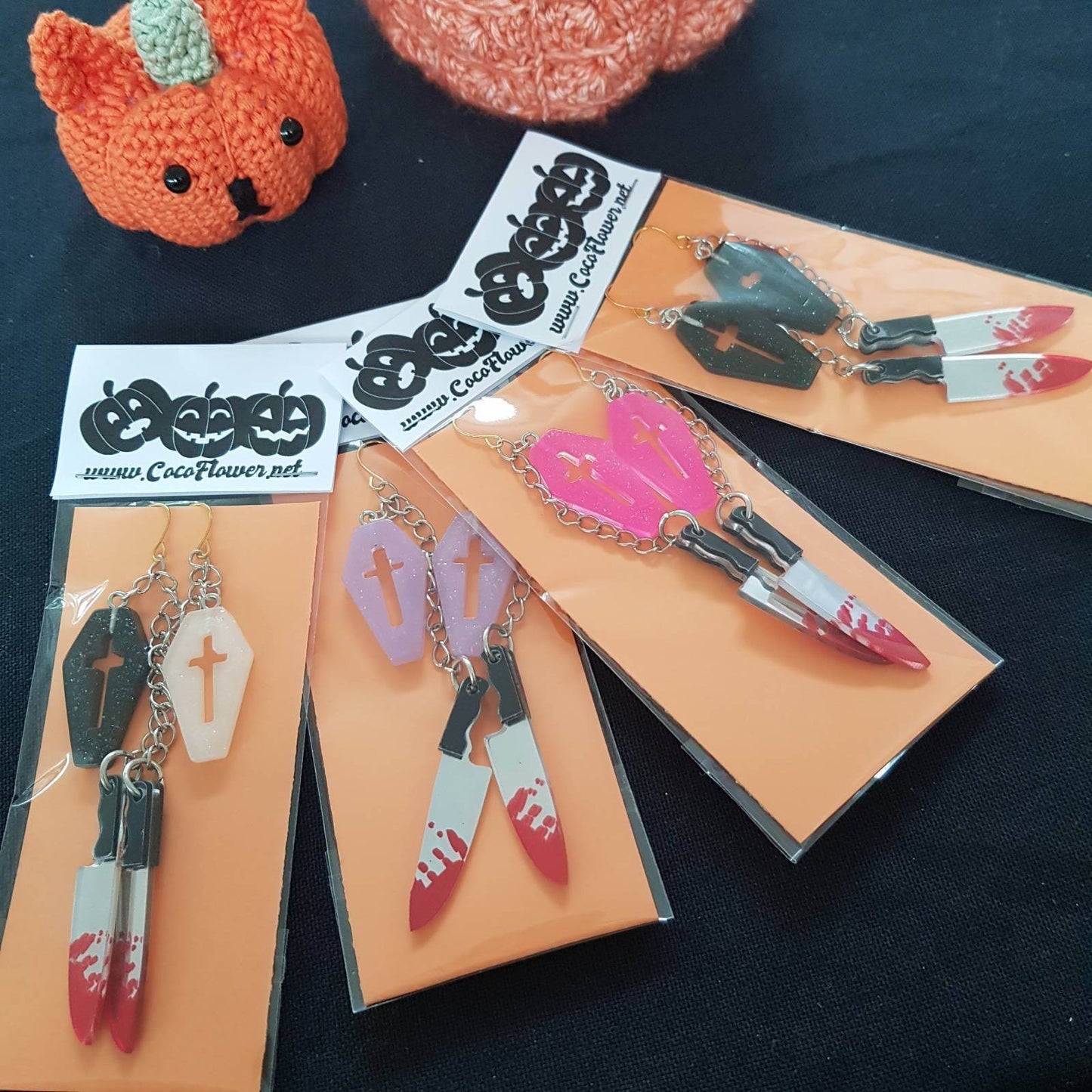 HALLOWEEN - Bloody knife and coffin earrings, Creepy Jewelry - C o c o F l o w e r