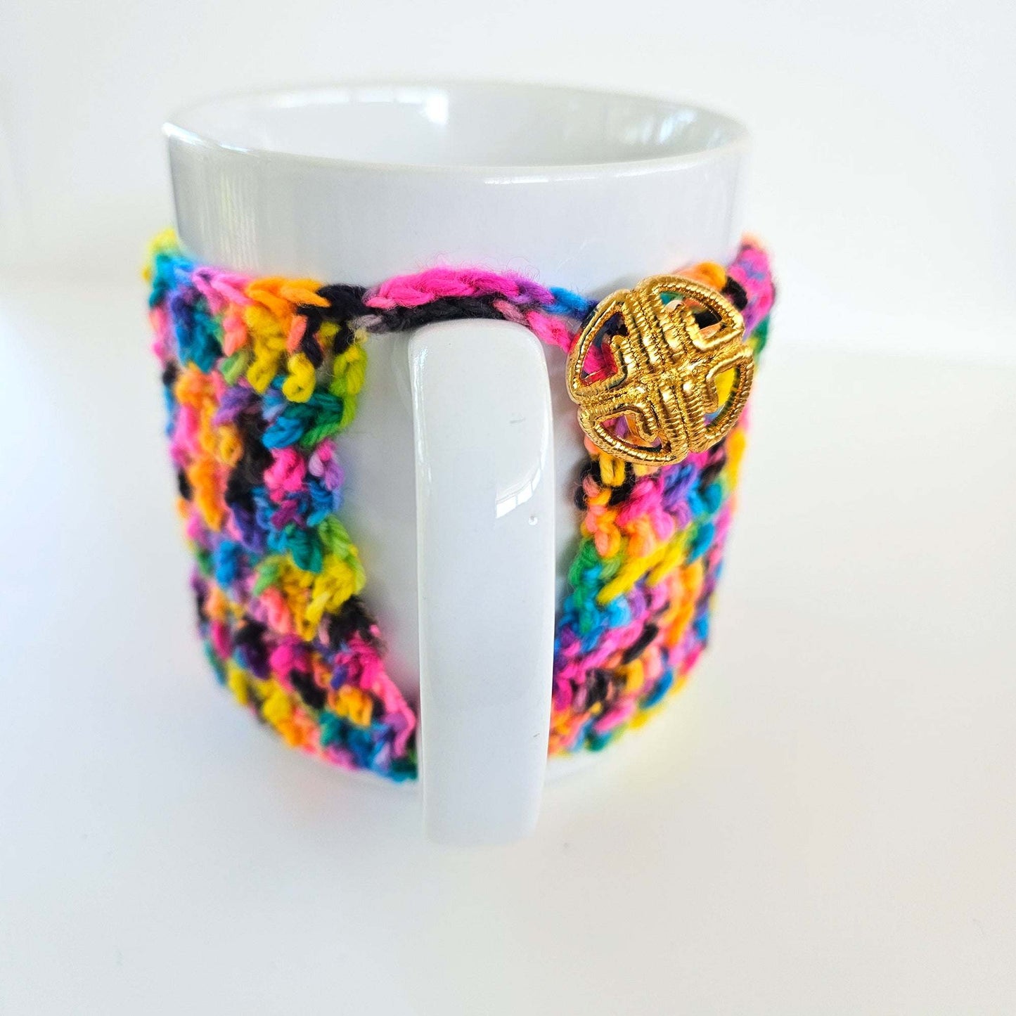 Multicolored Cozy Mug: Handcrafted Comfort