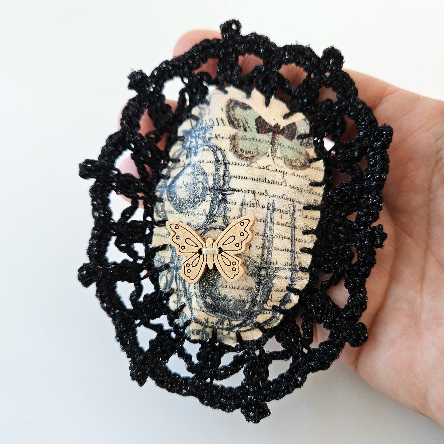 Big Textile Gothic Brooch - Black Lace