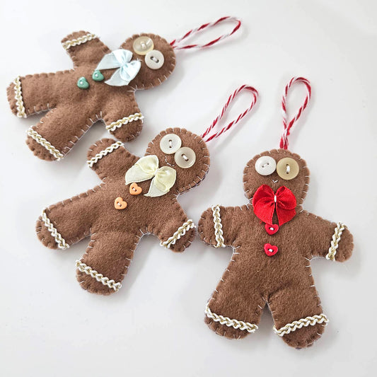 Handcrafted Gingerbread Man Ornament Felt Christmas Decoration Embroidered Holiday Hanging Decor Cute Xmas Gift