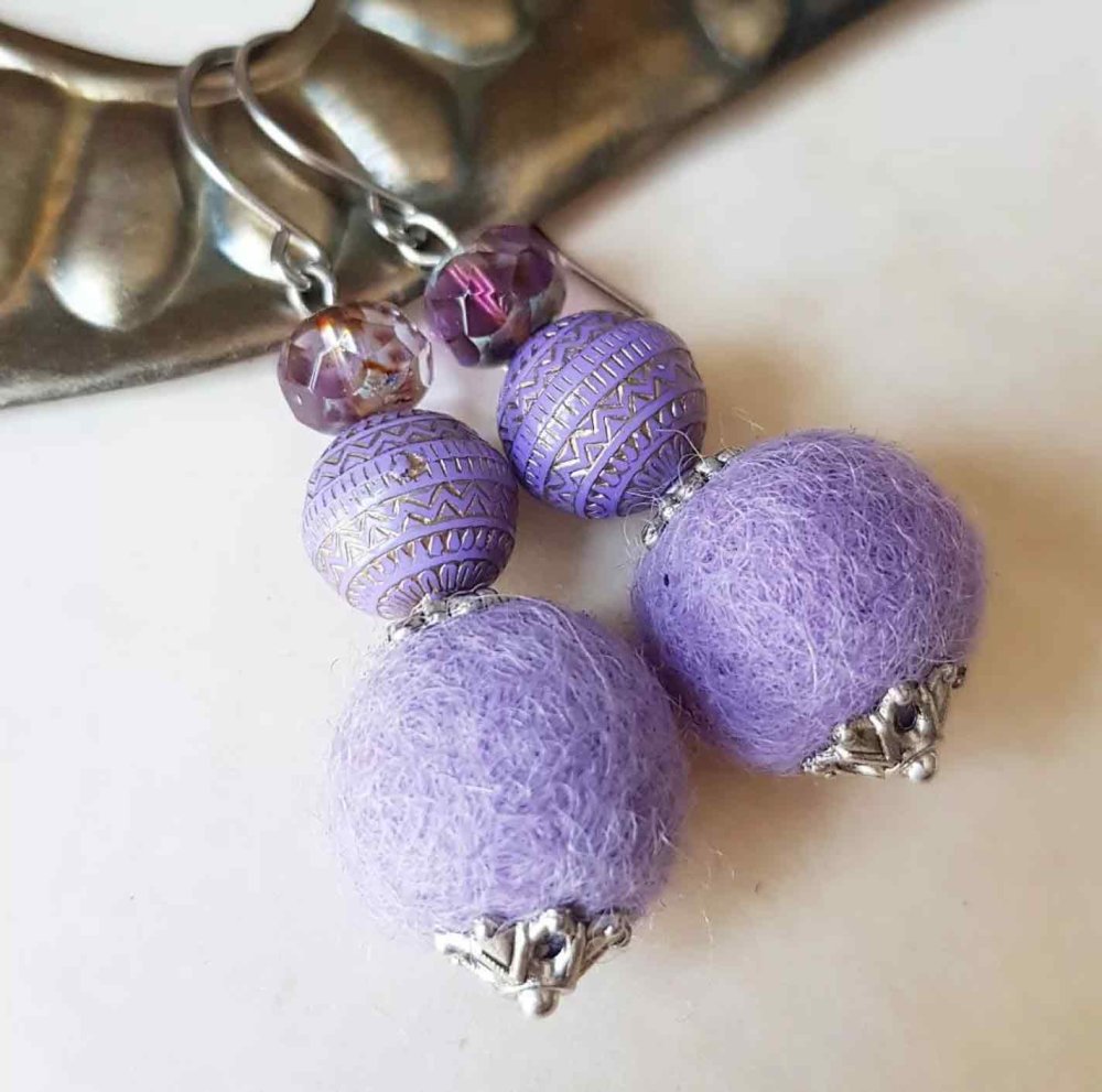 "Boho Lavender Purple Bohemian Earrings: Nature-Inspired Beauty"