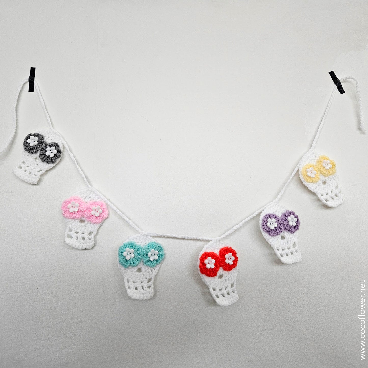 Channel your inner rebel with our Sugar Skull Garland, infusing your space with bold and unique energy.