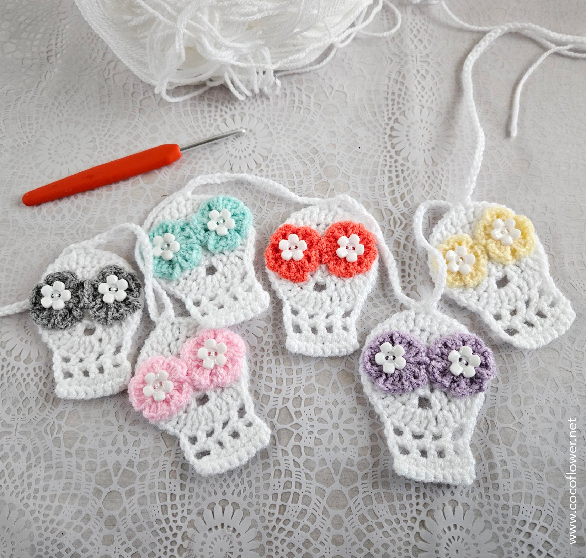 Transform any room into a haven of rock and alternative vibes with our Sugar Skull Garland, a symbol of rebellion and creativity.