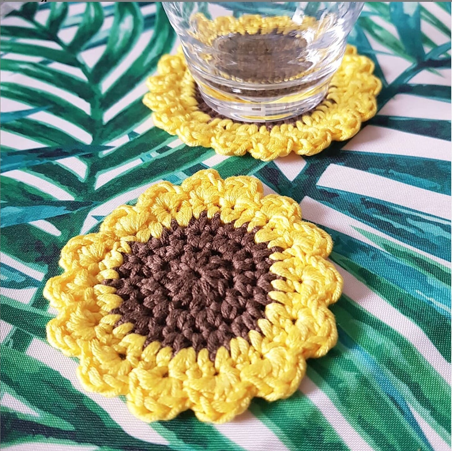 Sonnenblumen-Untersetzer, handgefertigte Häkeldeckchen x2