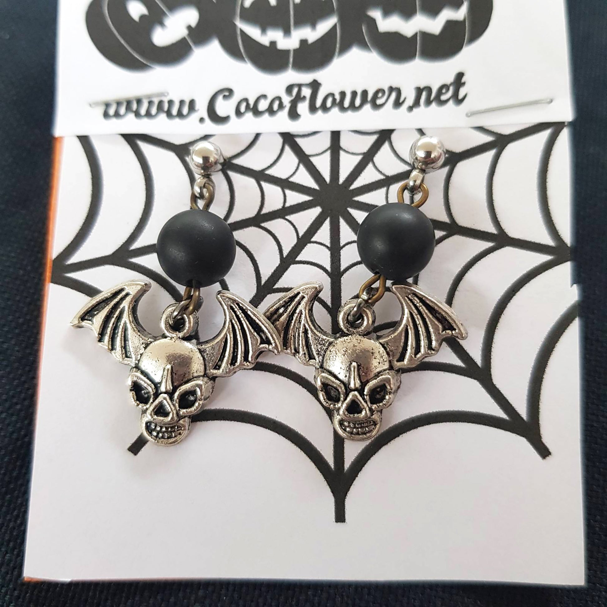"Channel Your Inner Rockstar: Rebel Skull and Onyx Earrings Elevate Style"