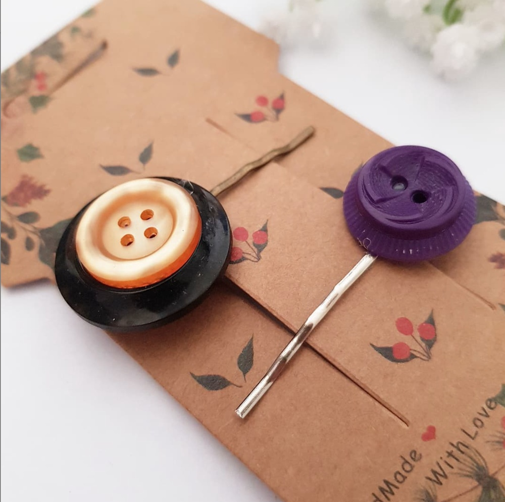 Vintage Button Hair Pins - Zero waste gift